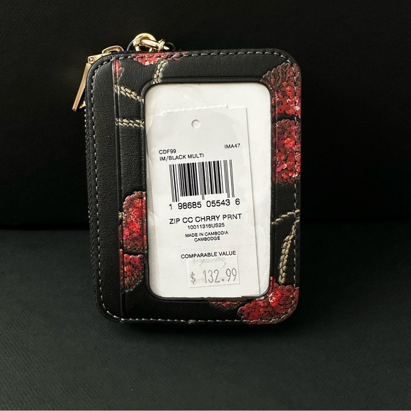 NWT coach 🍒 Zip Card Case
With Cherry Print 🍒 - Picture 5 of 7